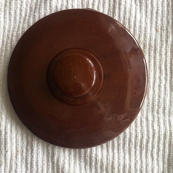 ANTIQUE WATT BEAN POT - Picture 2 of 6